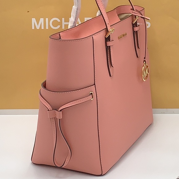 MICHAEL KORS GILLY LARGE DRAWSTRING TRAVEL TOTE PRIMROSE COLOR - Picture 3 of 15